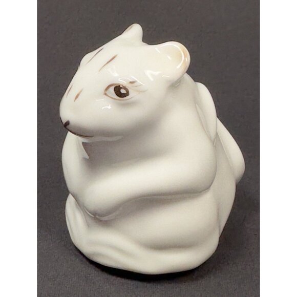 Vintage Coalport Fine Bone China Mouse Figurine England Children's Collection 2” - Picture 2 of 12